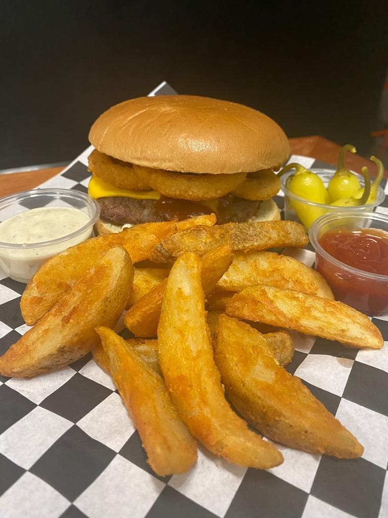 Combo Hamburguesa Vaquera + Papas + Bebida