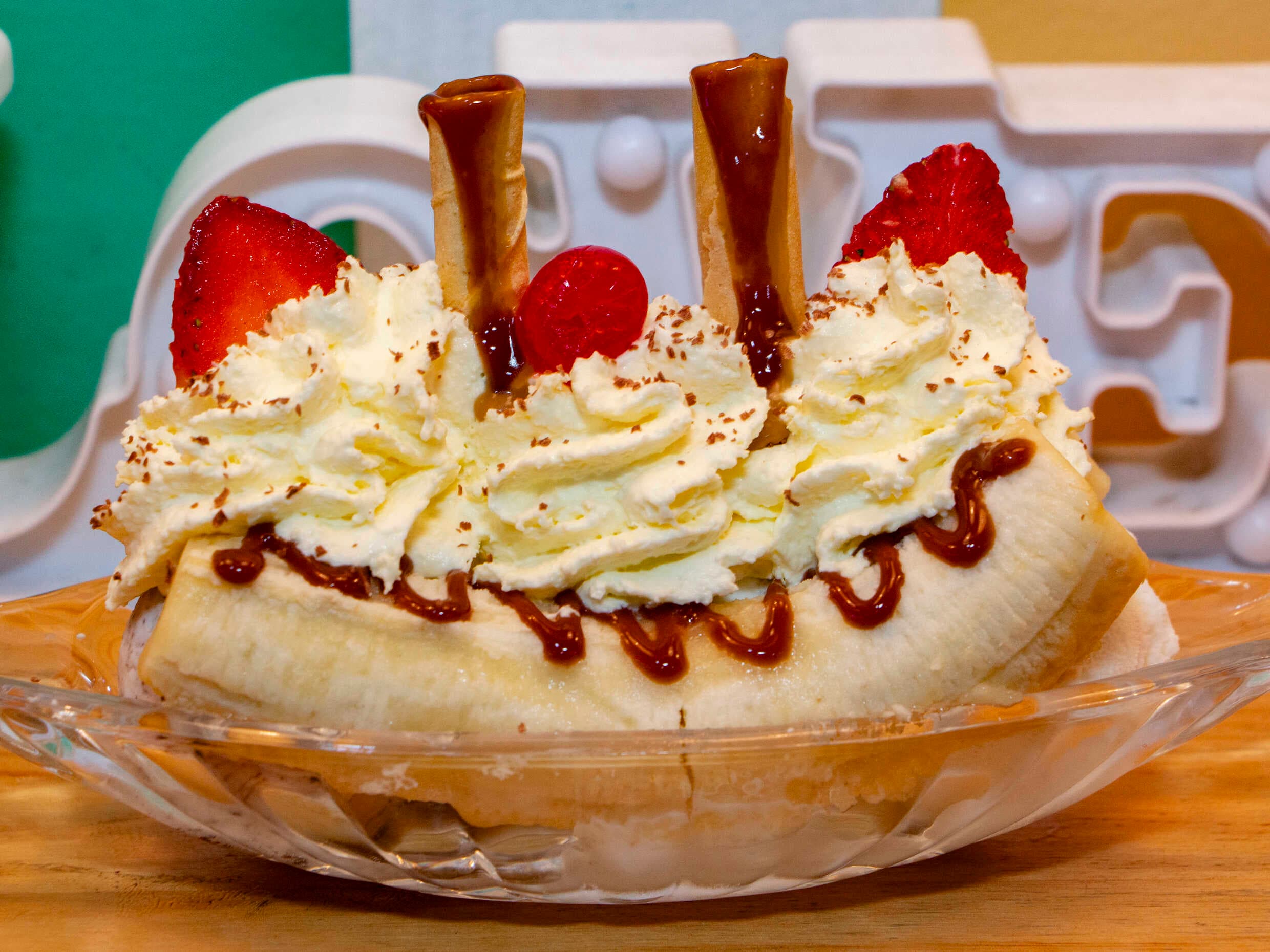 Dos Banana Split