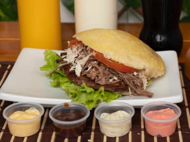 Combo-Arepa super Burger