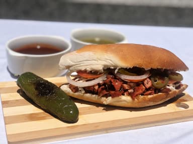 Lonche de Adobada