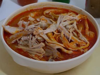 Combo Pozole Rojo 3 Platos Bandera Pierna +Doradit