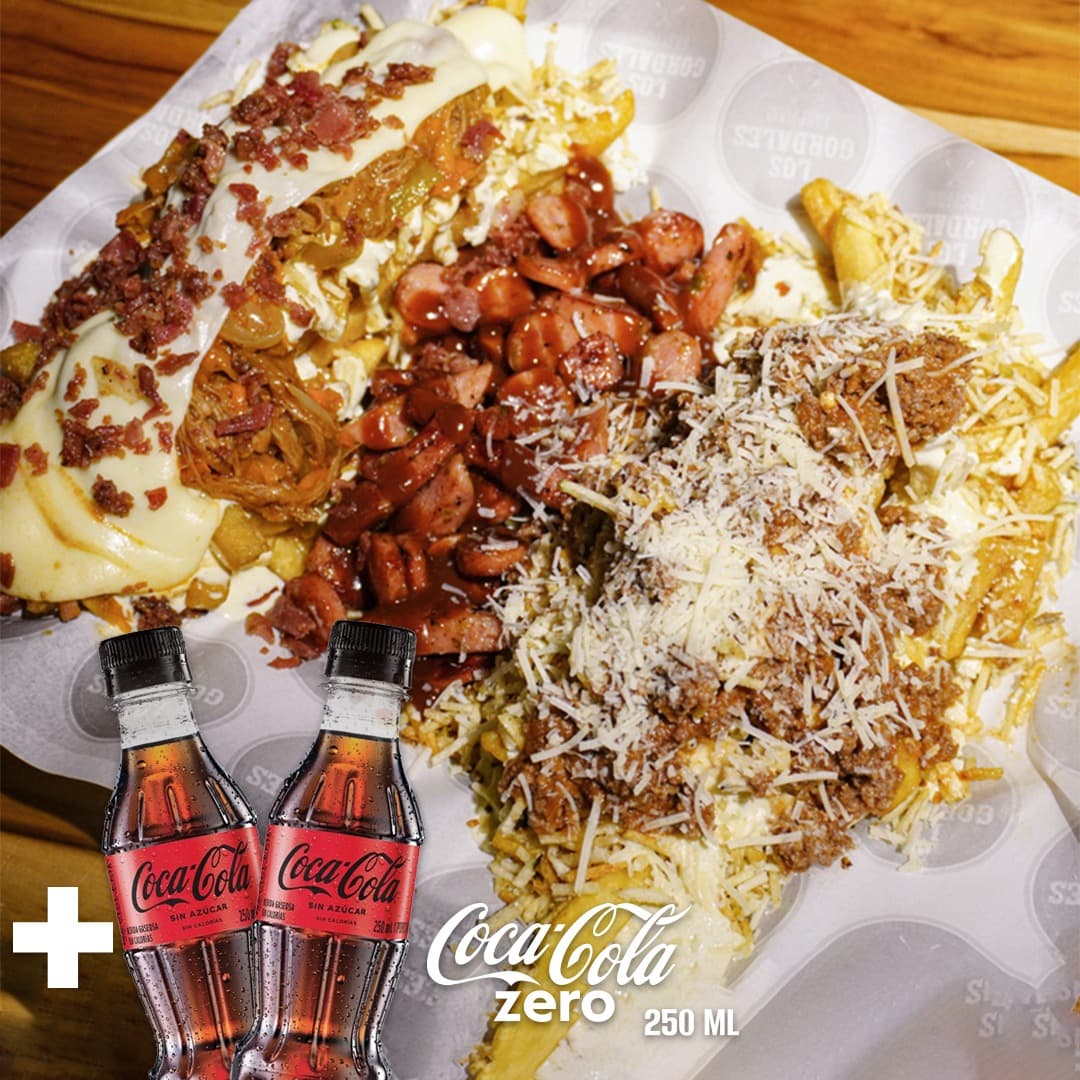 1 Salvajadales  Doble Play XL + 2 Coca Cola 250ML.