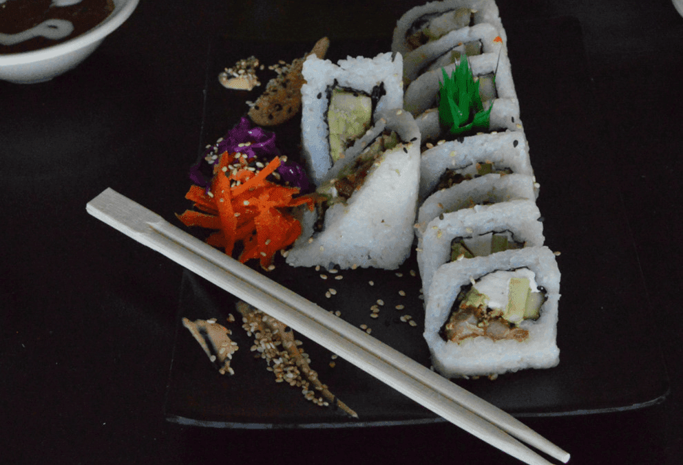 Rollo California con Pollo 10 pzas