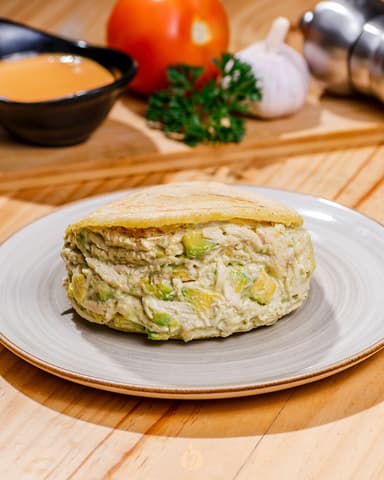 Arepa Reina Pepiada