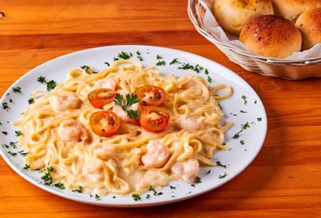 Pasta con Camarones