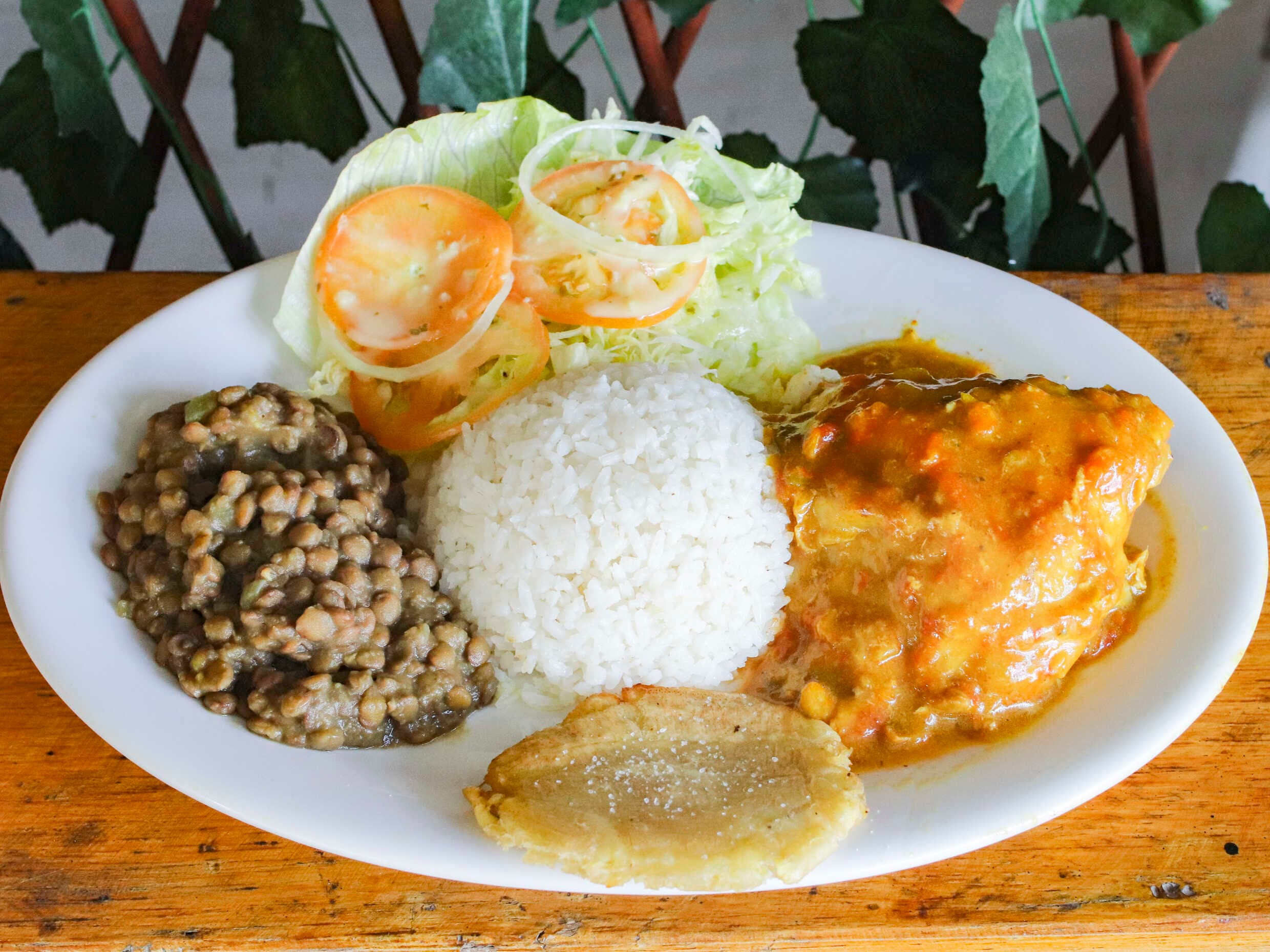 Pollo Guisado