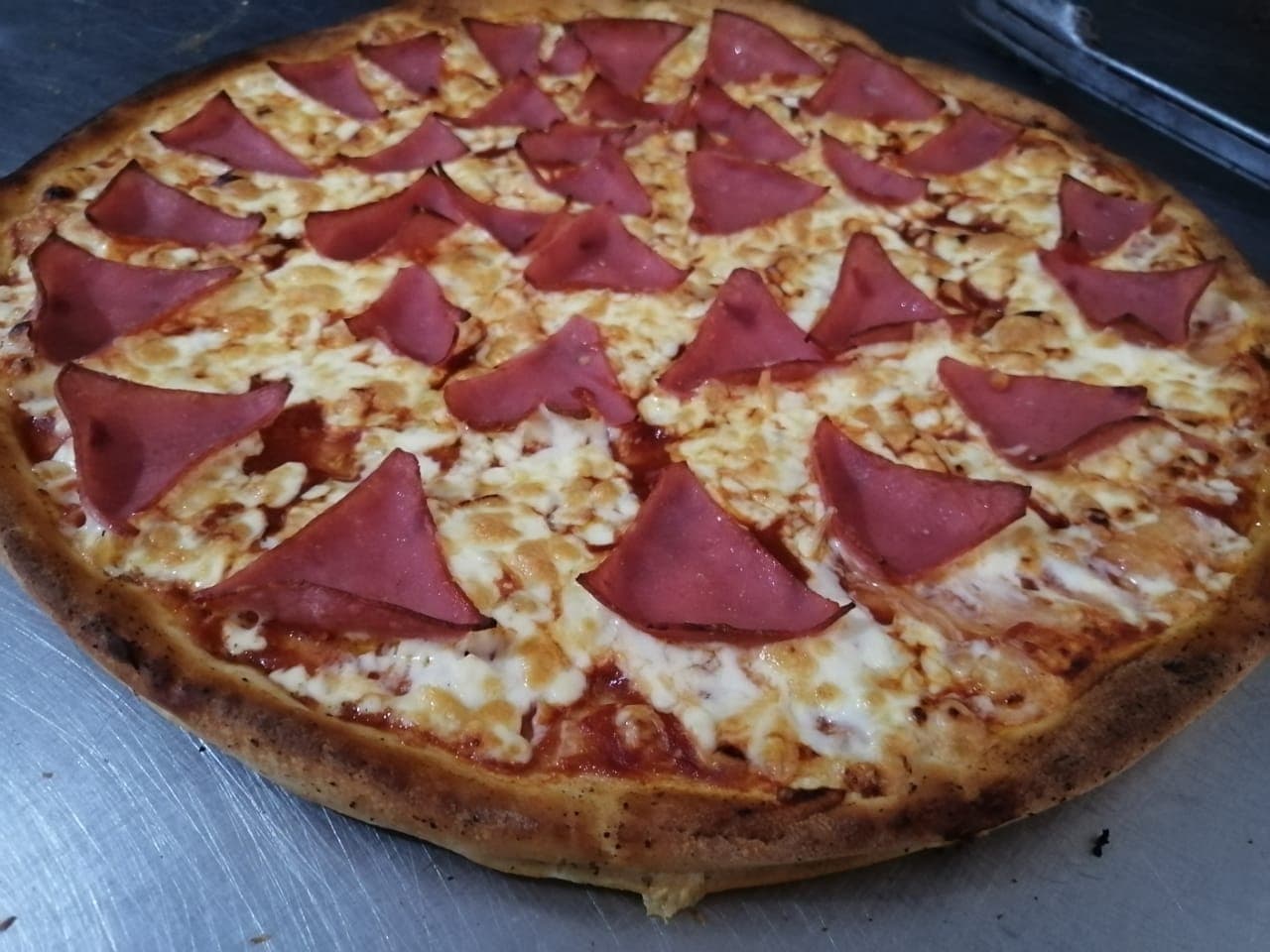 Combo 2 Pizzas (1Jamon 1 Salami) + 1 Refresco 1.5L