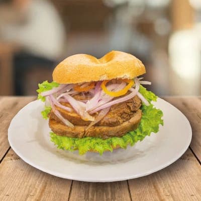 Pan con Asado de Res