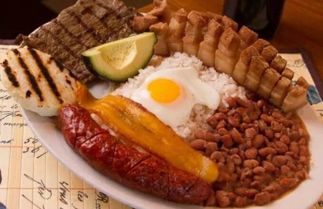 Paisita de la casa con Res