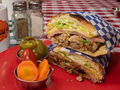 Combo Torta Cubana + Bebida