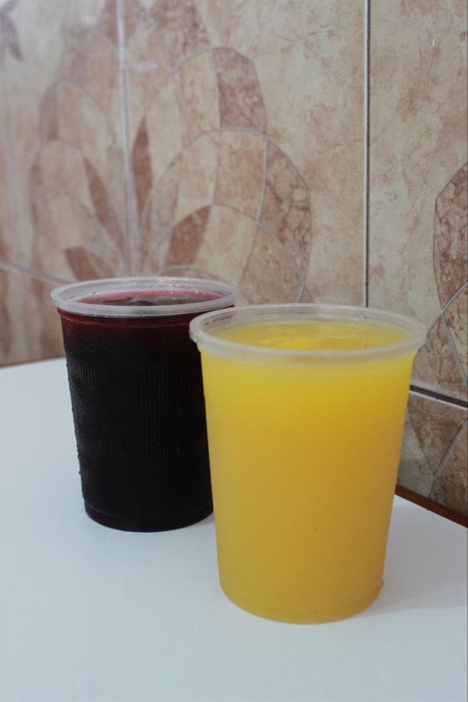 Un Litro de Agua de Jamaica.