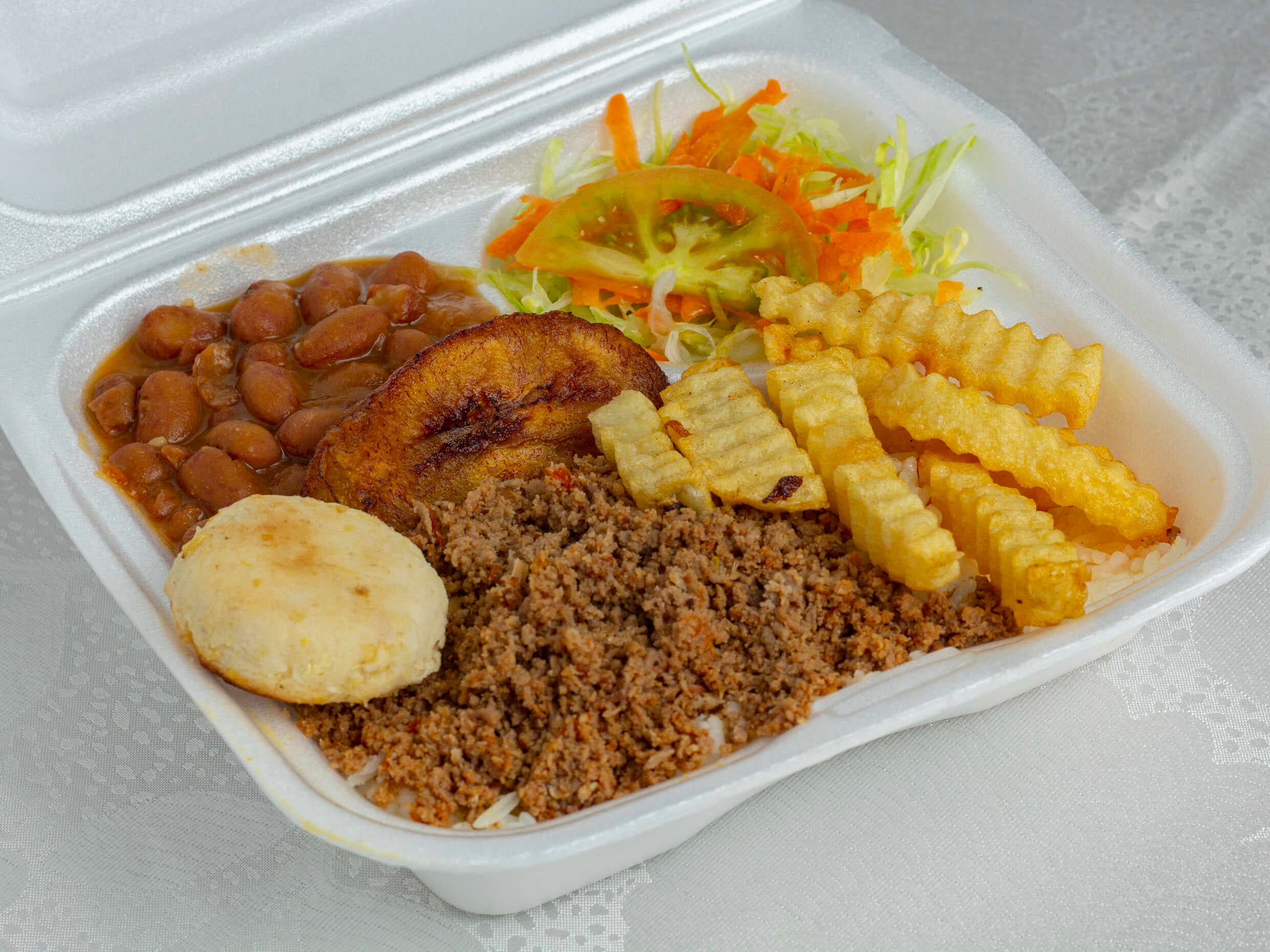 Menú Ejecutivo Carne Molida.