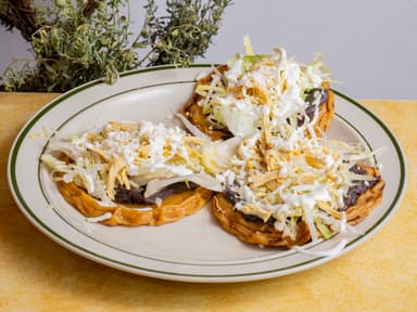 Sopes de Pollo