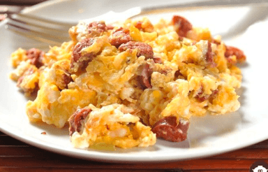 huevos con chorizo
