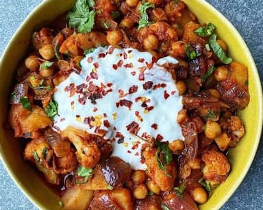 Garbanzos Papas Coliflor Curry