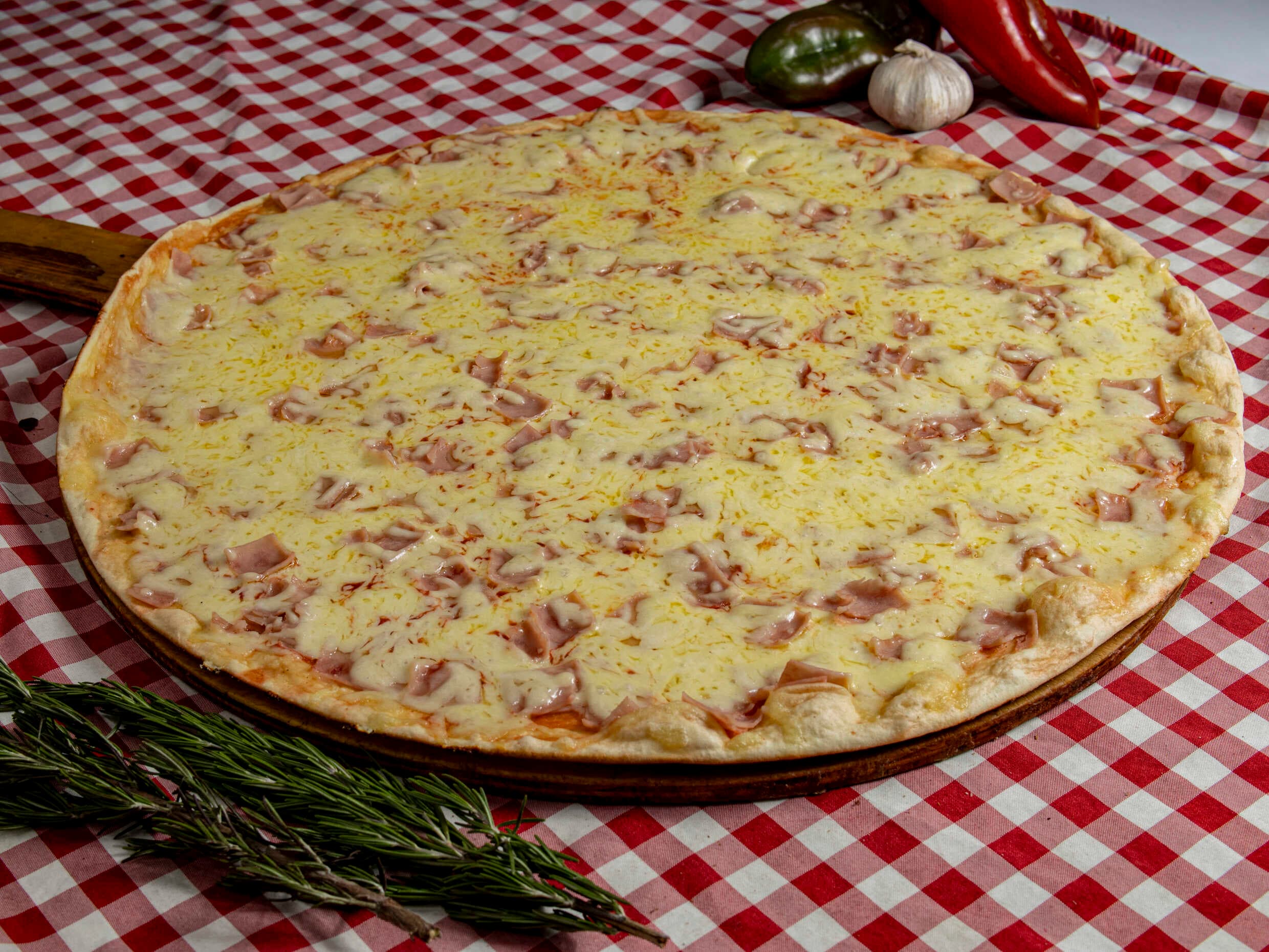 Pizza Jamón y Queso Grande