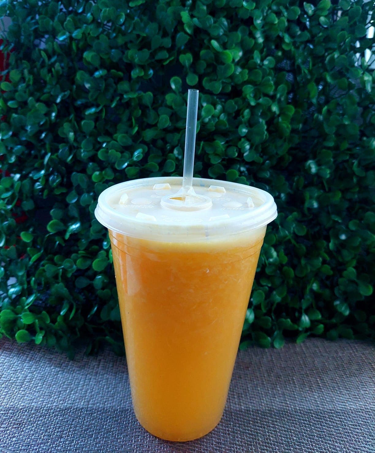 Jugo Natural de Naranja Chico 1/2 L