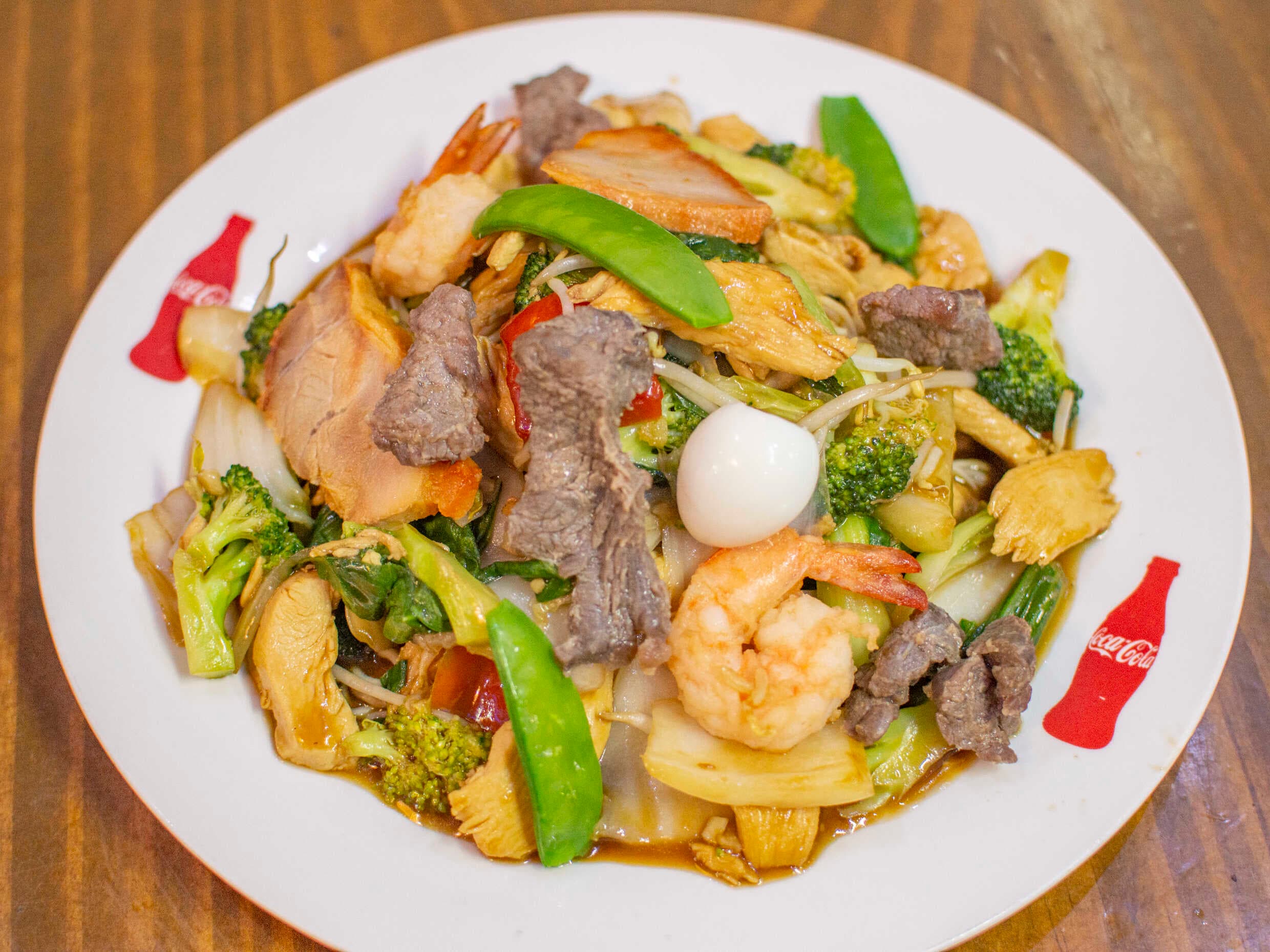 Tallarín Mixto