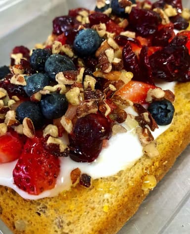 Pan Tostado Frutos Rojos