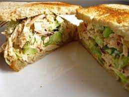 Sándwich Pollo Deshebrado