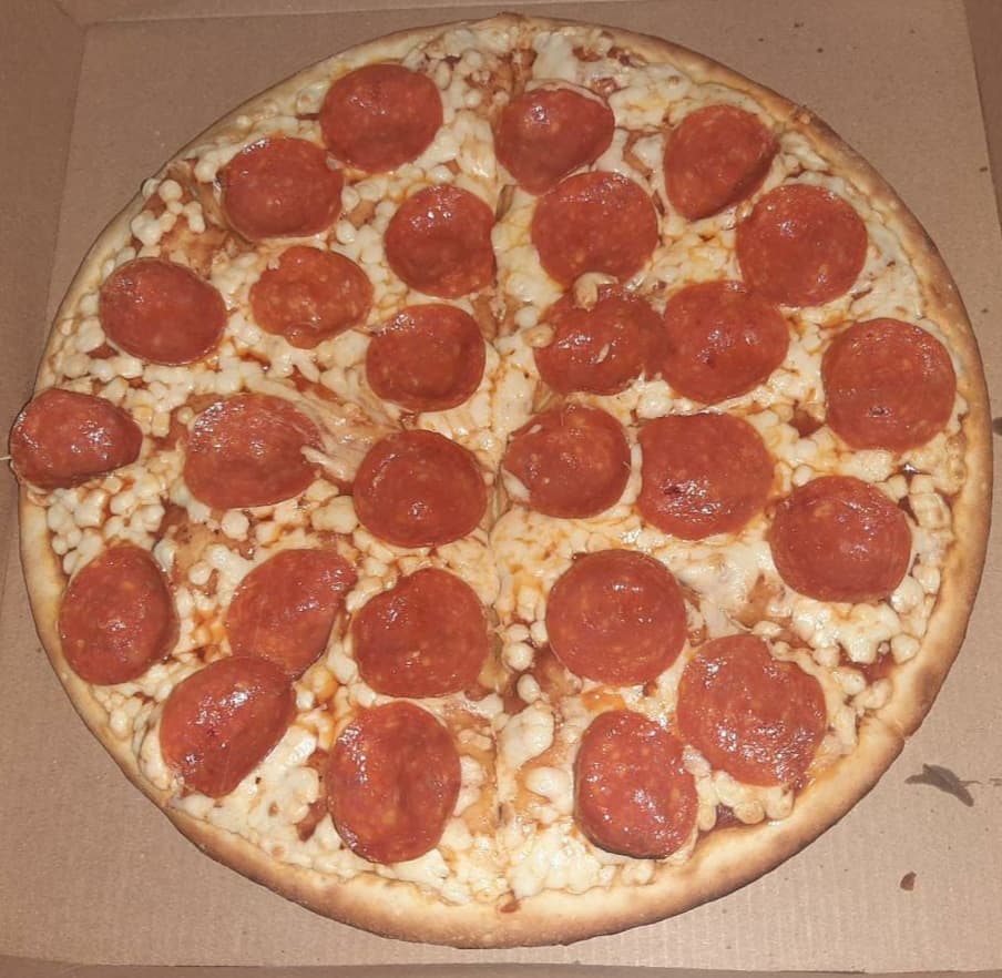 Pizza Pepperoni Grande ..