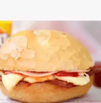 Sándwich de Hamburguesa con 2 Jamones