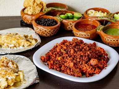 900gChorizo Almendrado Artesanal+ 2 Papas al Horno