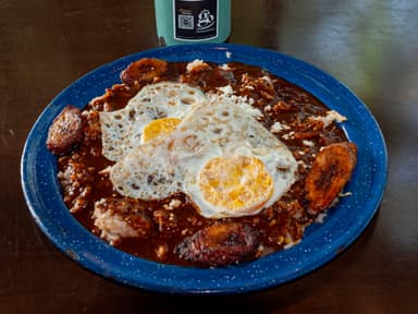 Huevitos con Mole