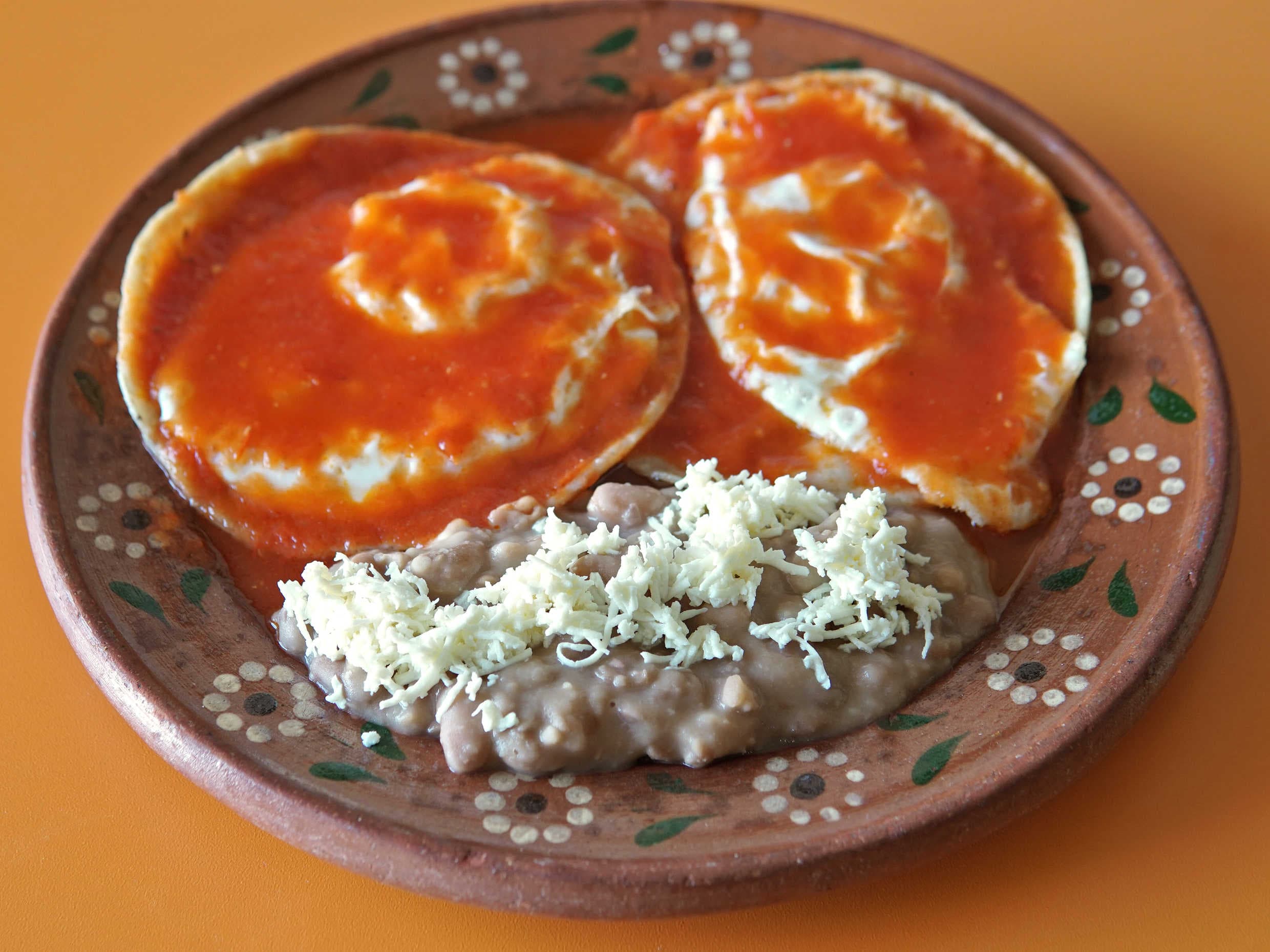 Huevos Divorciados