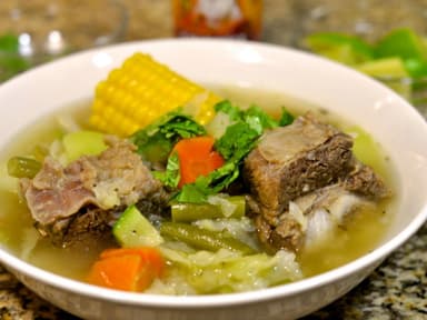 Caldo de Res