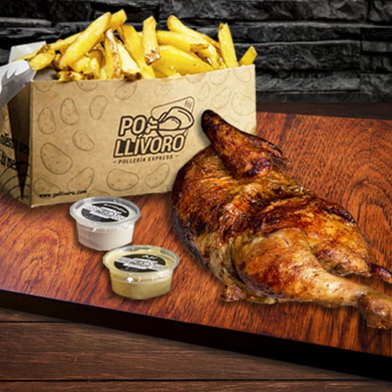 1/2 Pollo a la Brasa con papas fritas