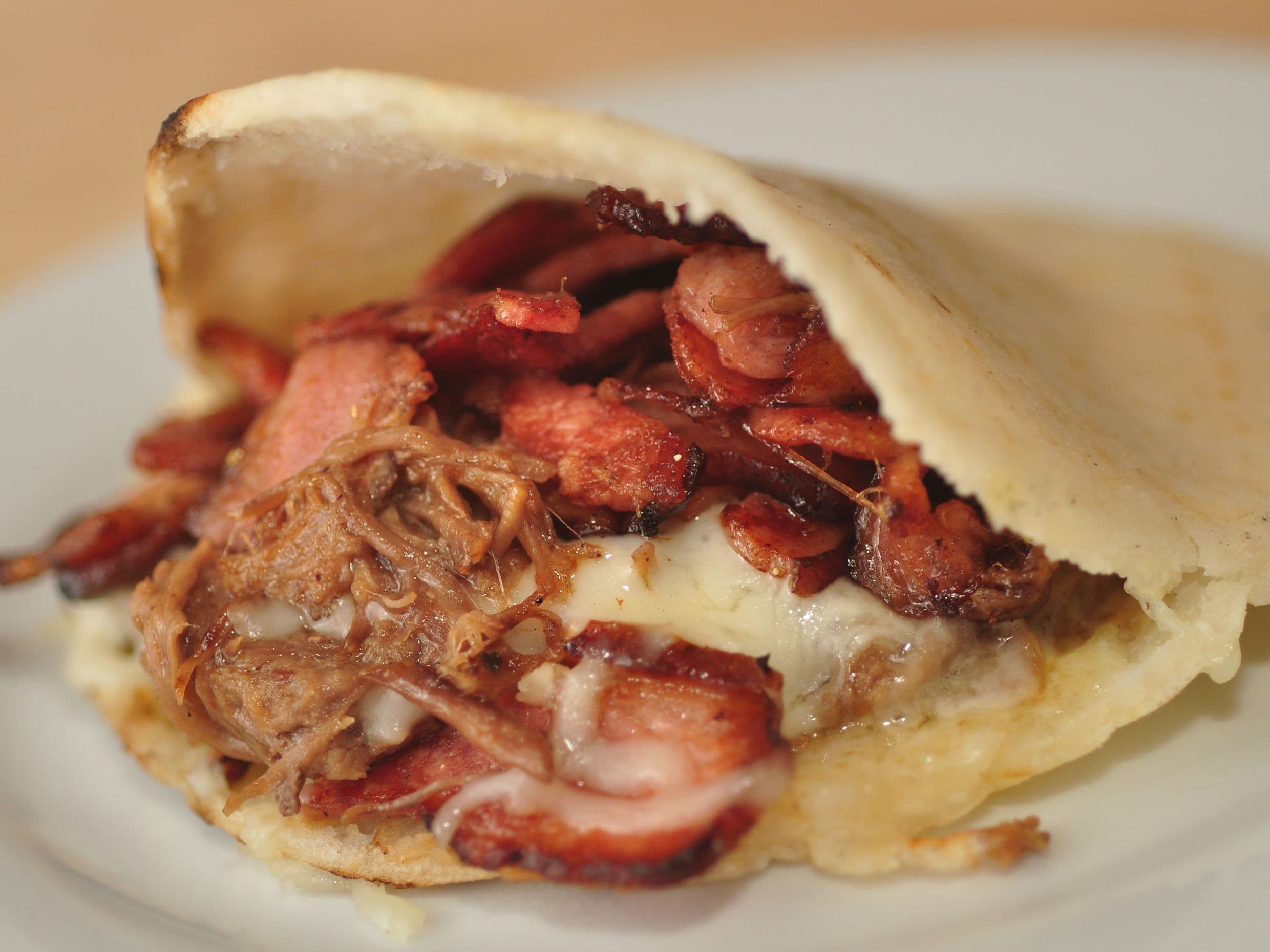 Queso, Carne y Tocineta