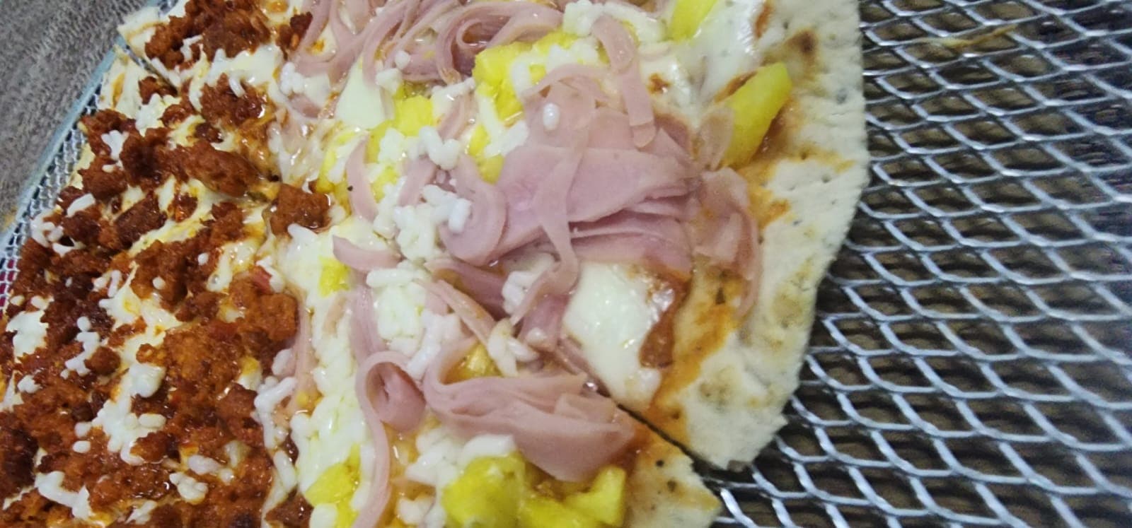 Combo Pizza Hawaiana + Refresco