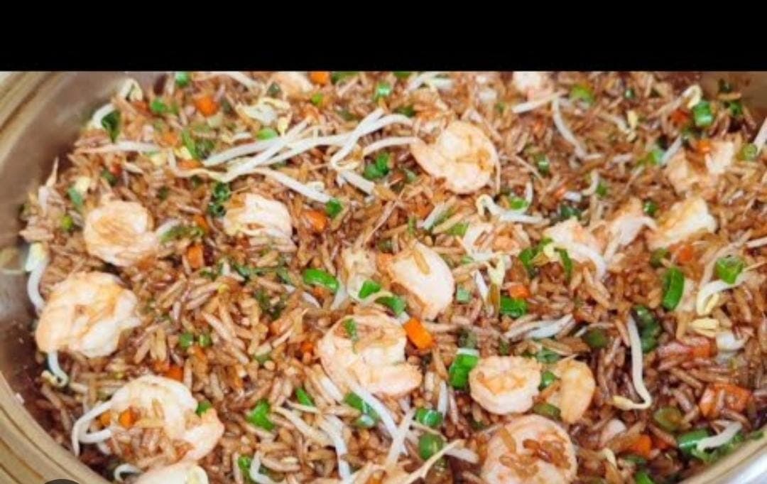 Arroz Pollo y Camarón x 3 personas