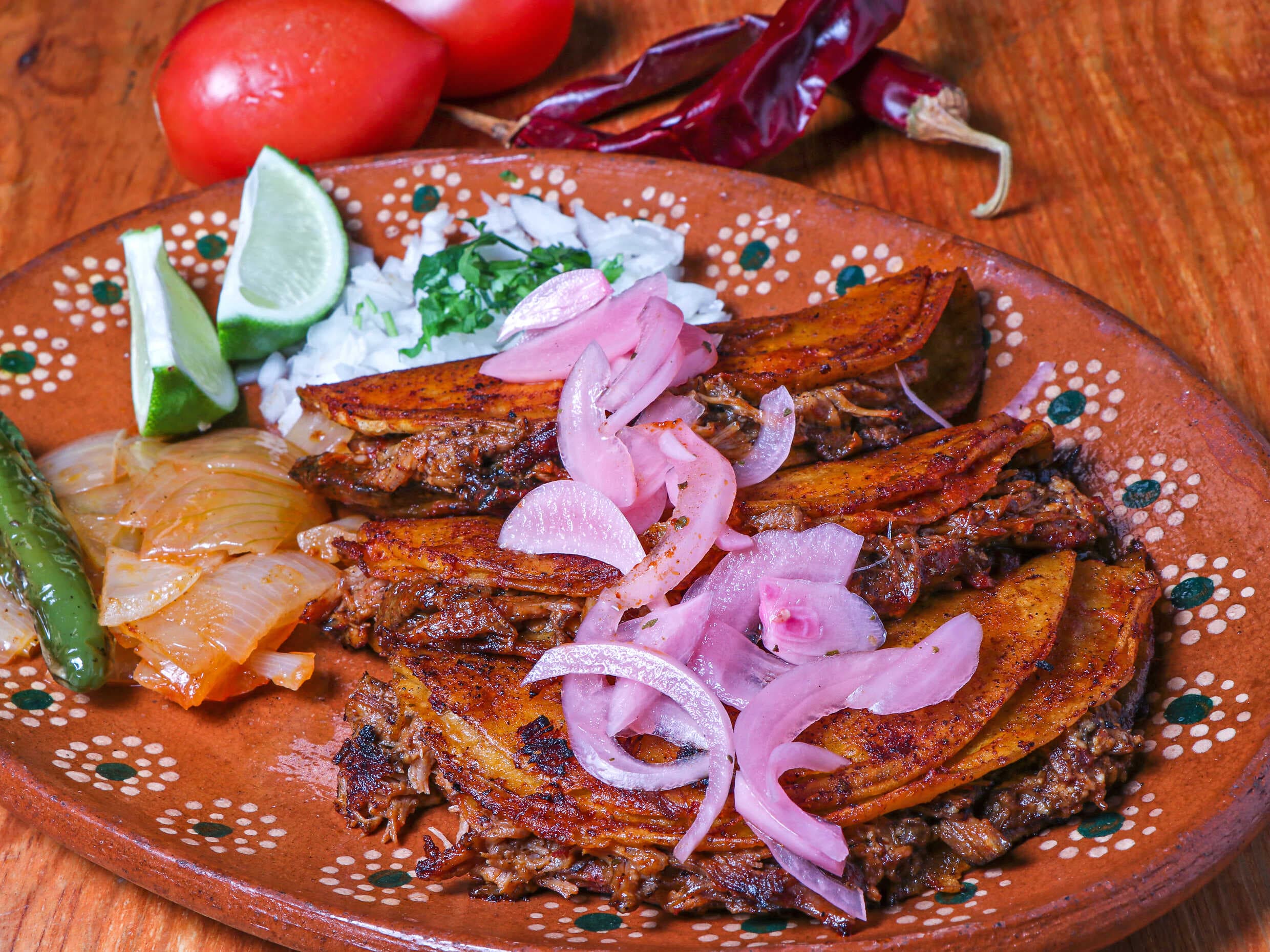 Combo 5 Taquitos Taqueros + Bebida $89