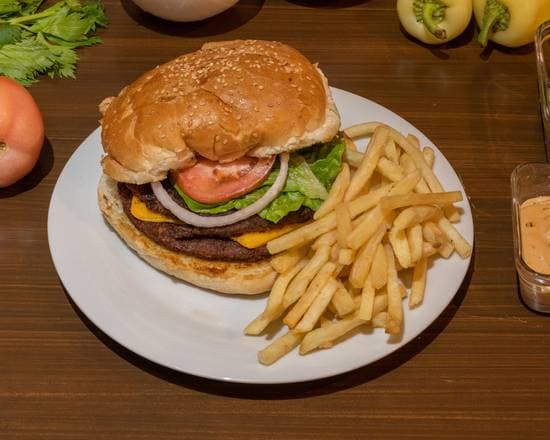 Hamburguesa Doble Carne con Papas