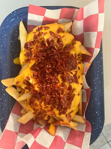 Papas Con Queso y Tocino