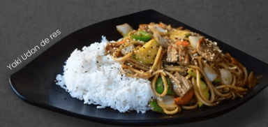 Yaki Udon de Res