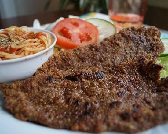 Milanesa de Res (INCLUYE AGUA 500 ML)