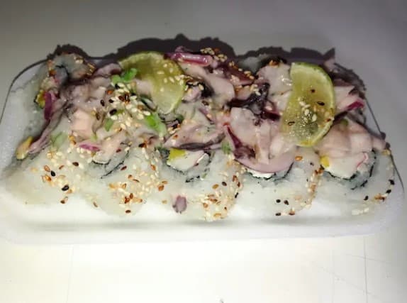 Pulpo Acevichado Roll