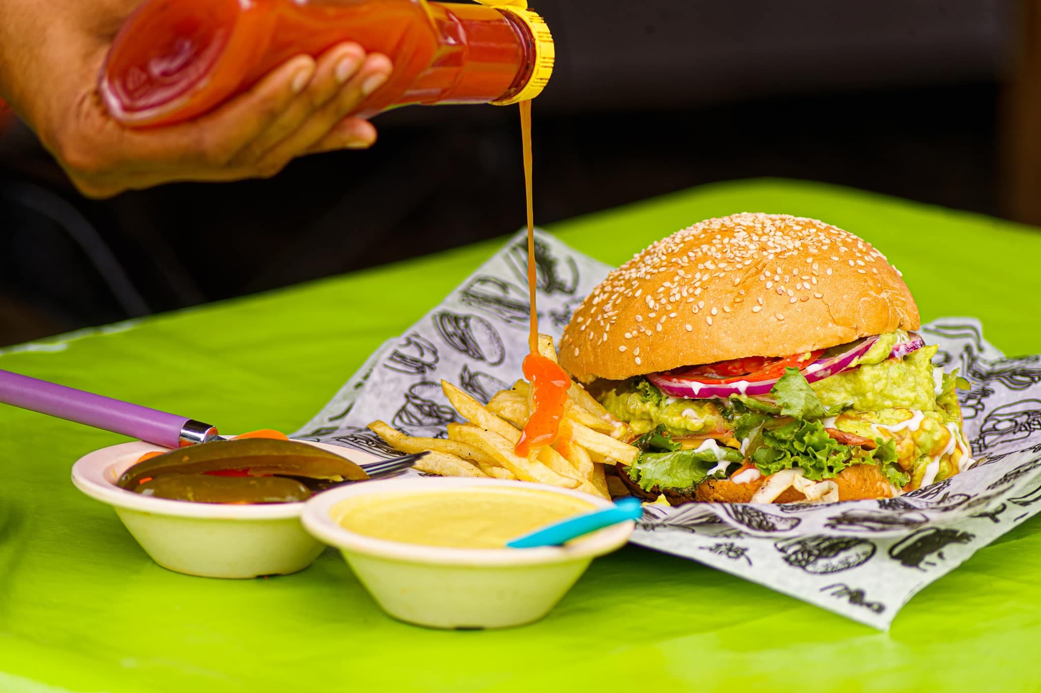 Pide Tu Hamburguesa Favorita! 🍔❤️