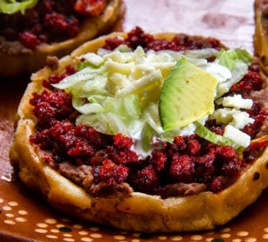 Sope con Longaniza