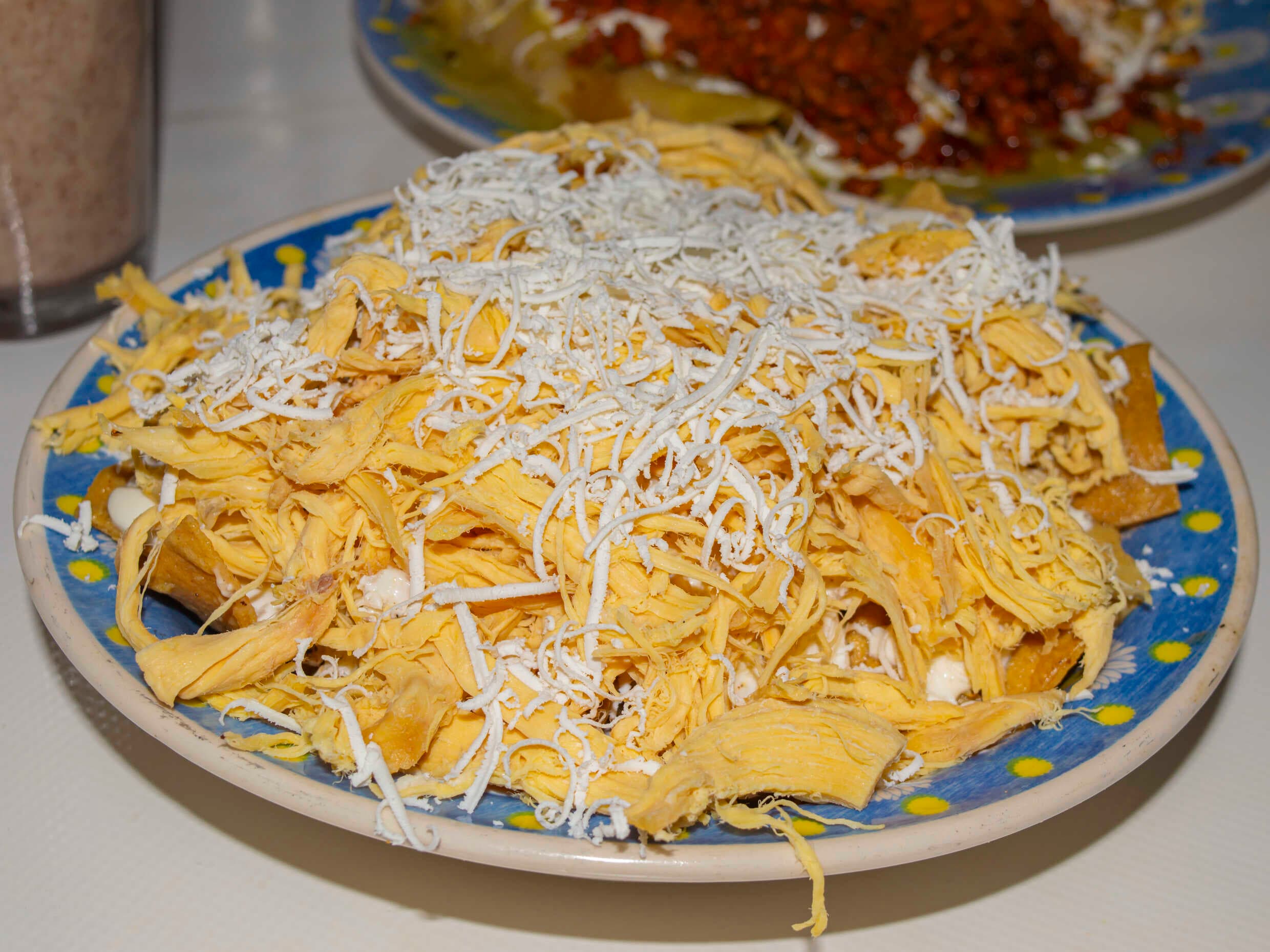 Chilaquiles Verdes con Pollo Chicos