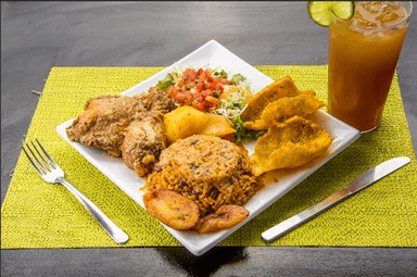 Rice and Beans con Pollo