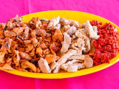 3 Carnes .1 kg.       Pastor, Chuleta y Chorizo