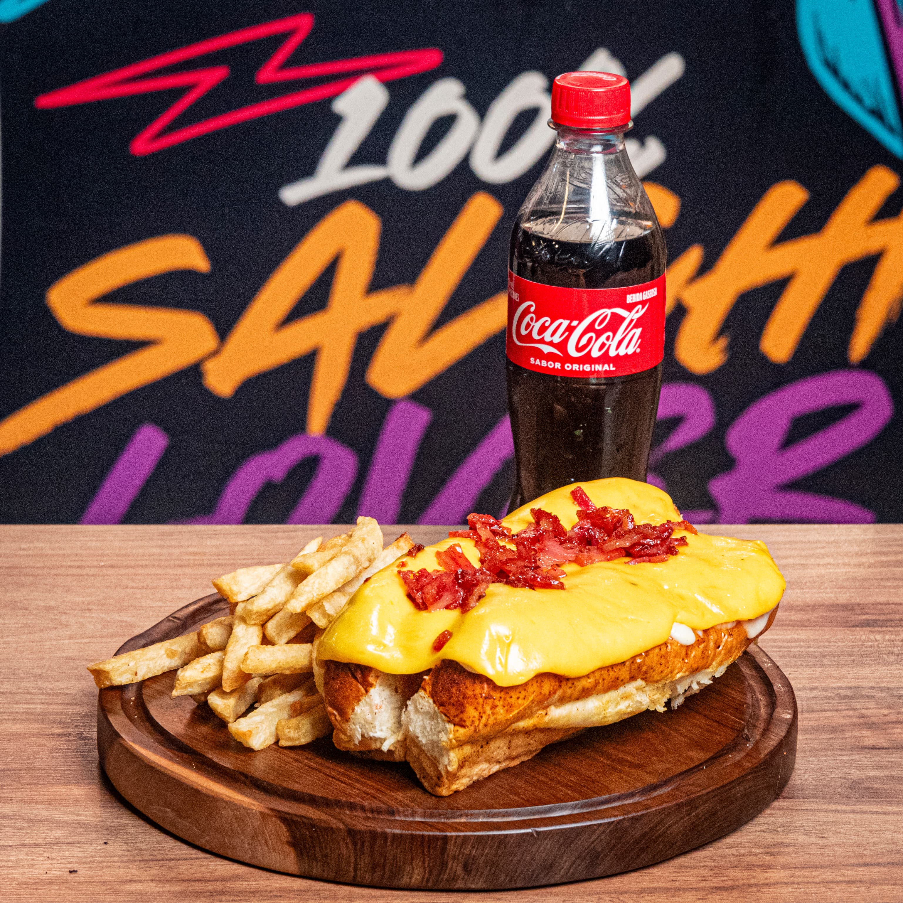 Combo del Perro Americano + Papas + 1 Coca Cola