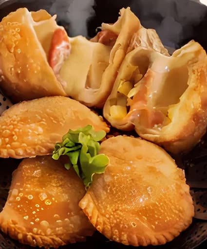 Empanada Hawaiana
