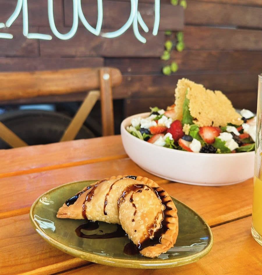 Empanada Argentina 3 Quesos