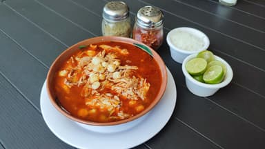 Pozole de Cabeza Grande