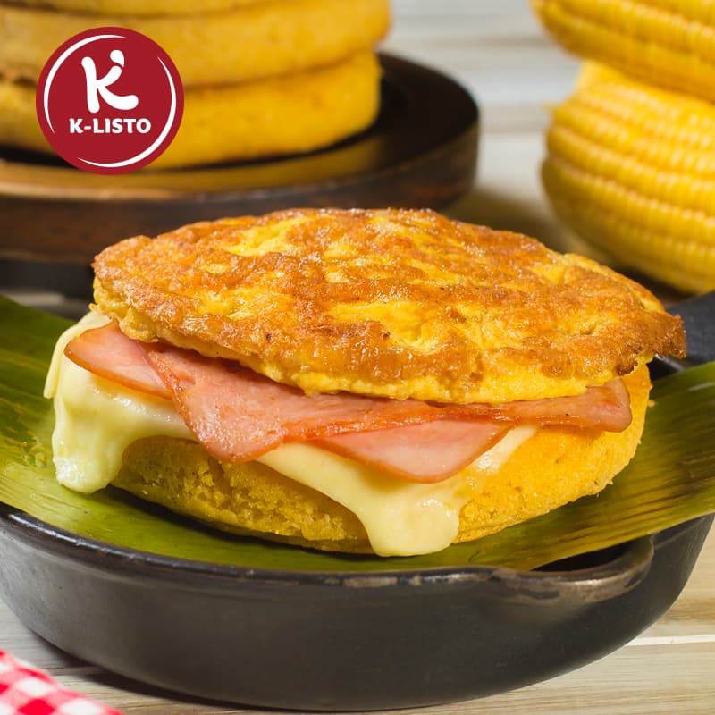 Arepas de Choclo Omelet